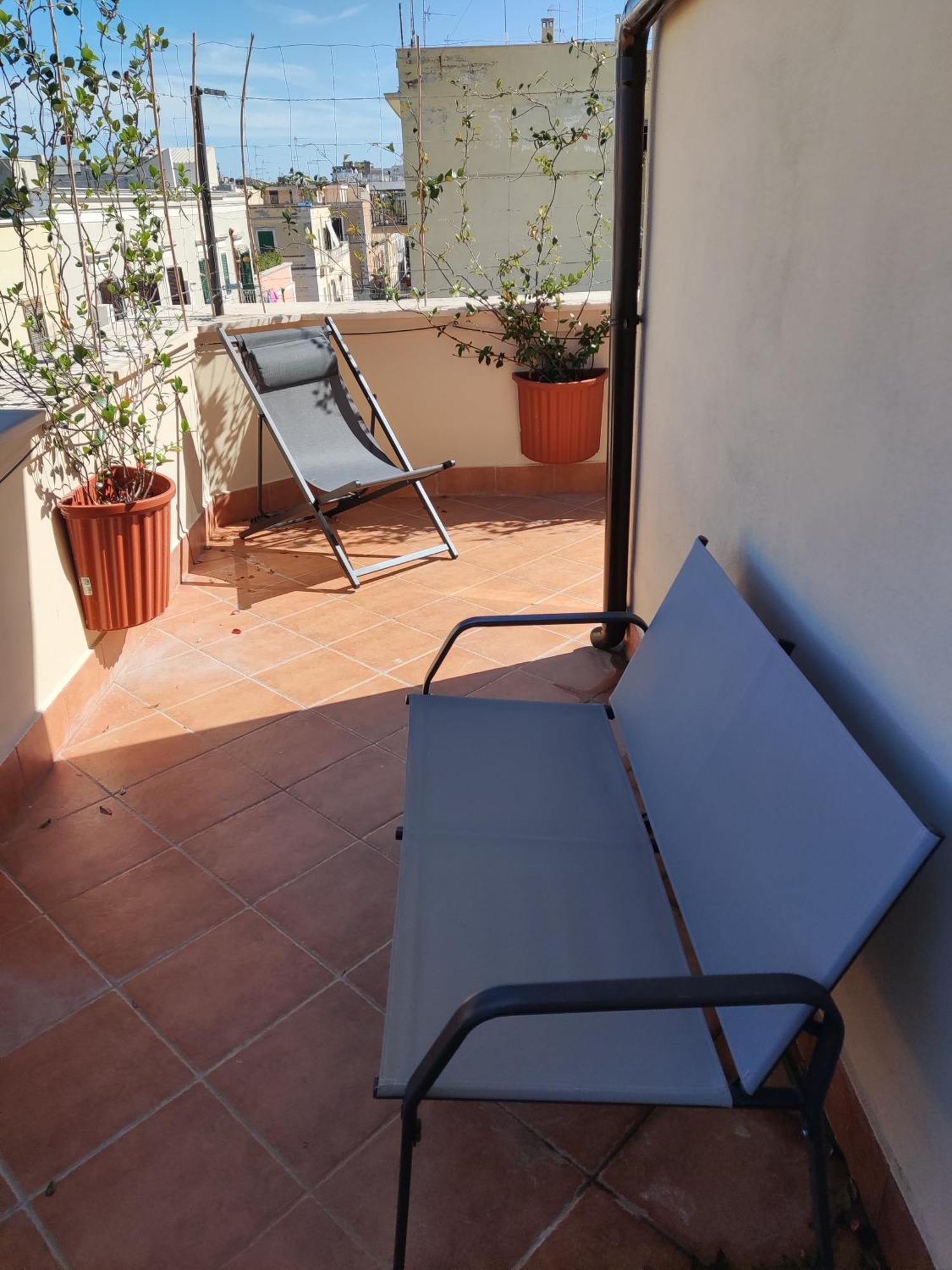 Trani Residence Luaran gambar