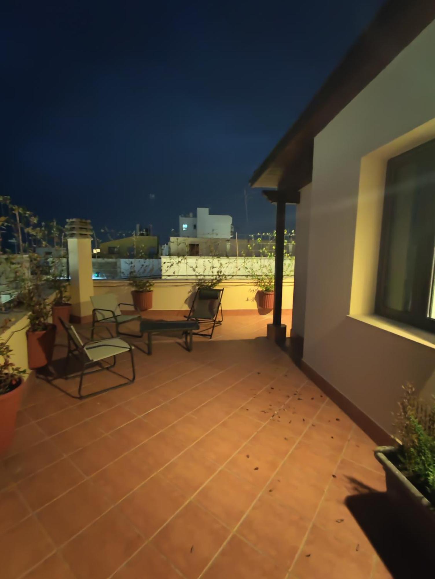 Trani Residence Luaran gambar