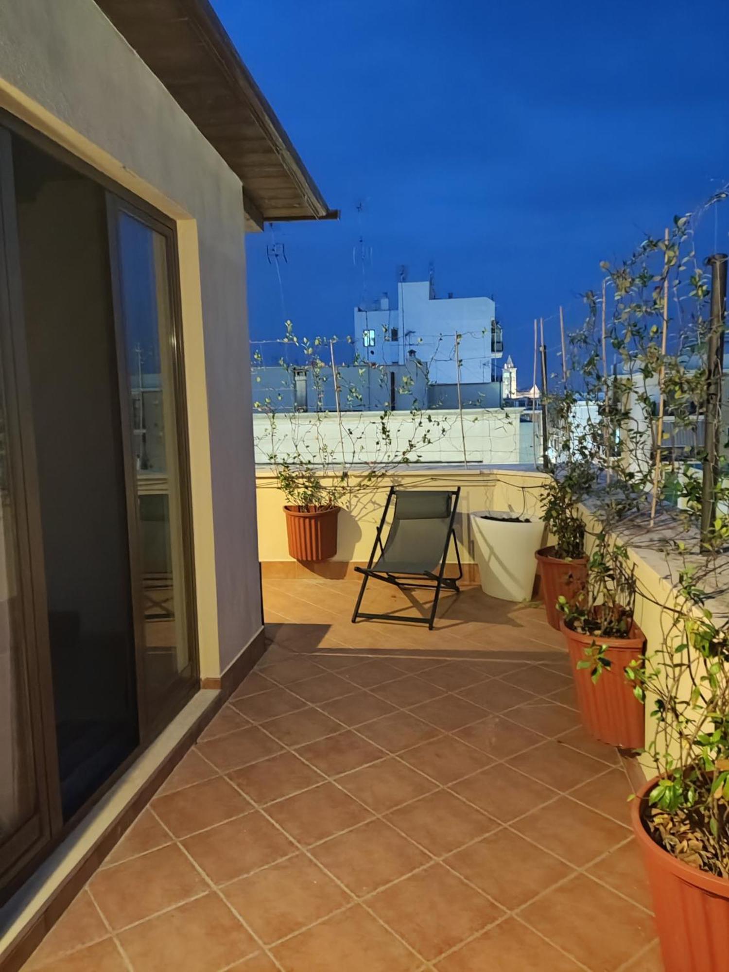 Trani Residence Luaran gambar