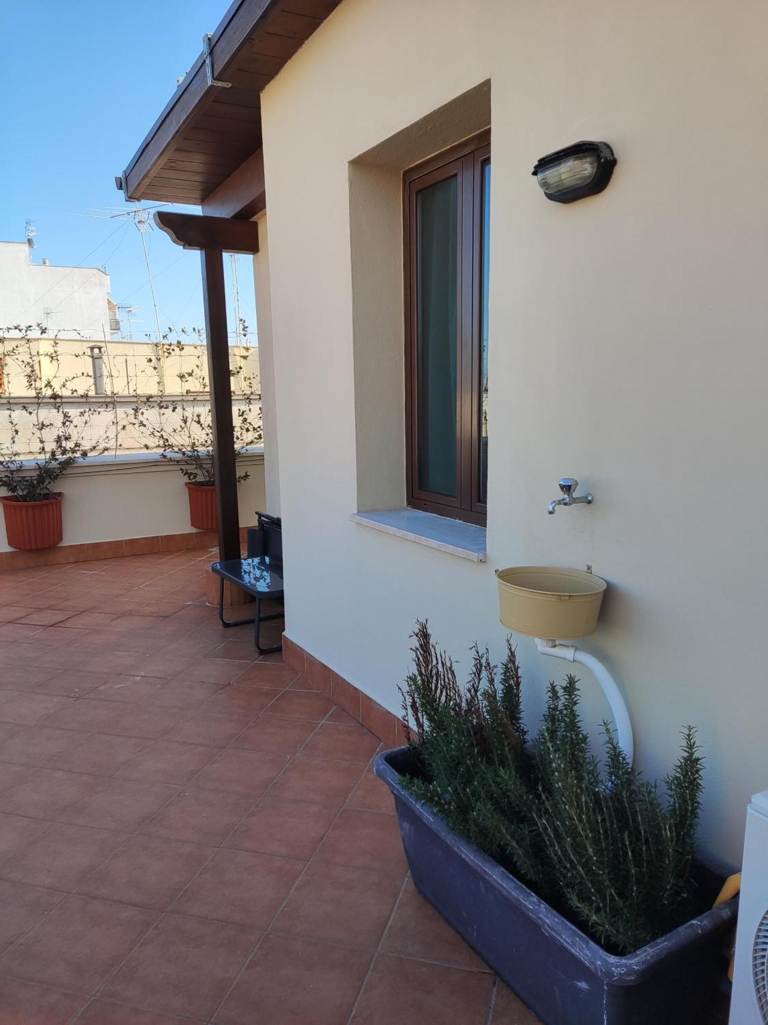 Trani Residence Luaran gambar